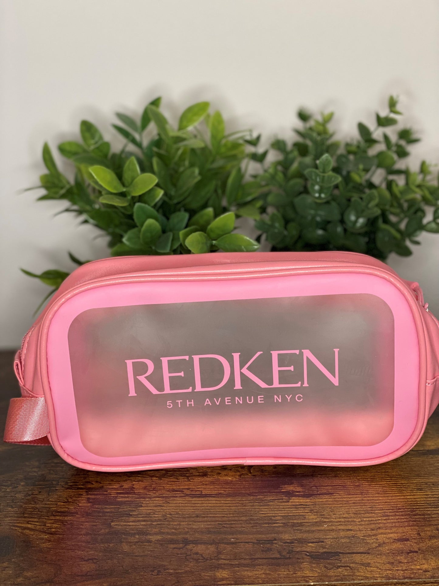 Pochette Redken
